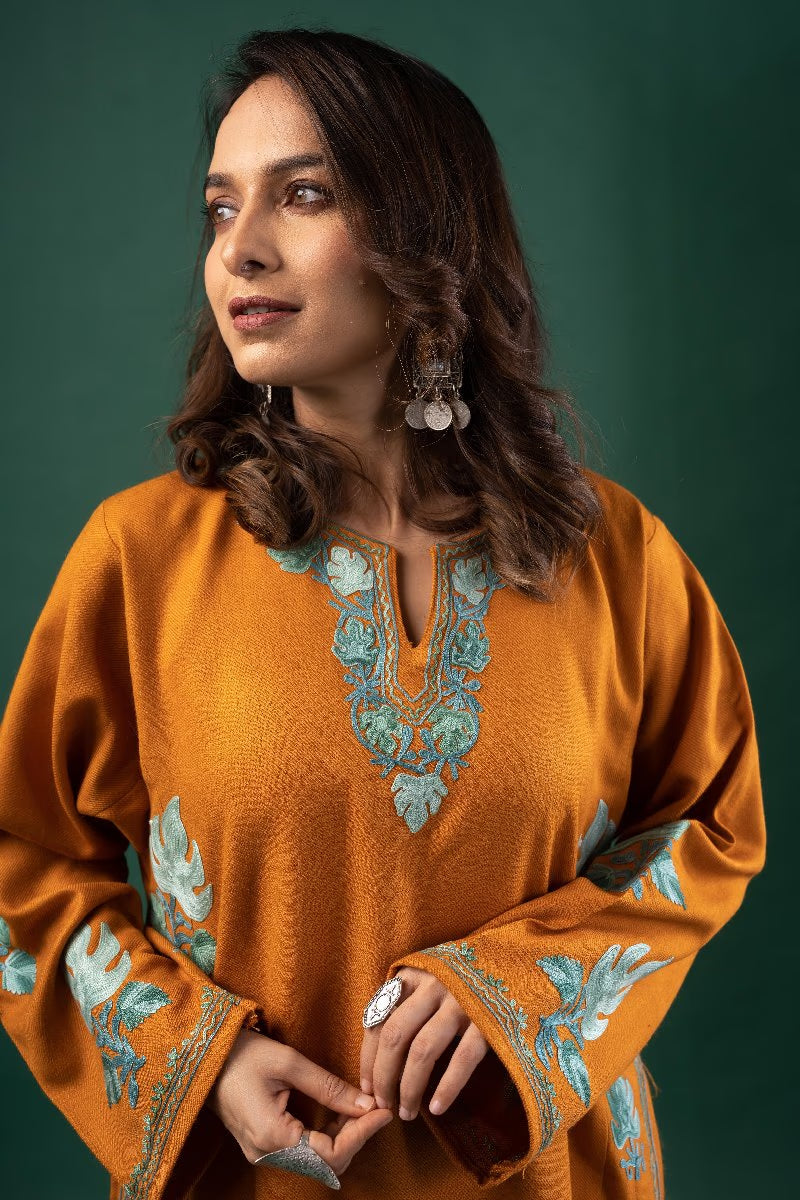 Aasha Woolen Phiran